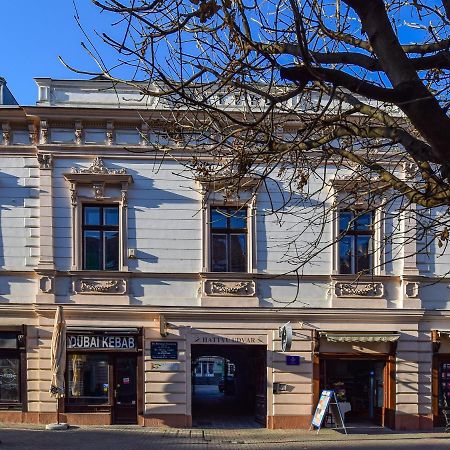 Koenigin Apartman Pécs Exterior foto