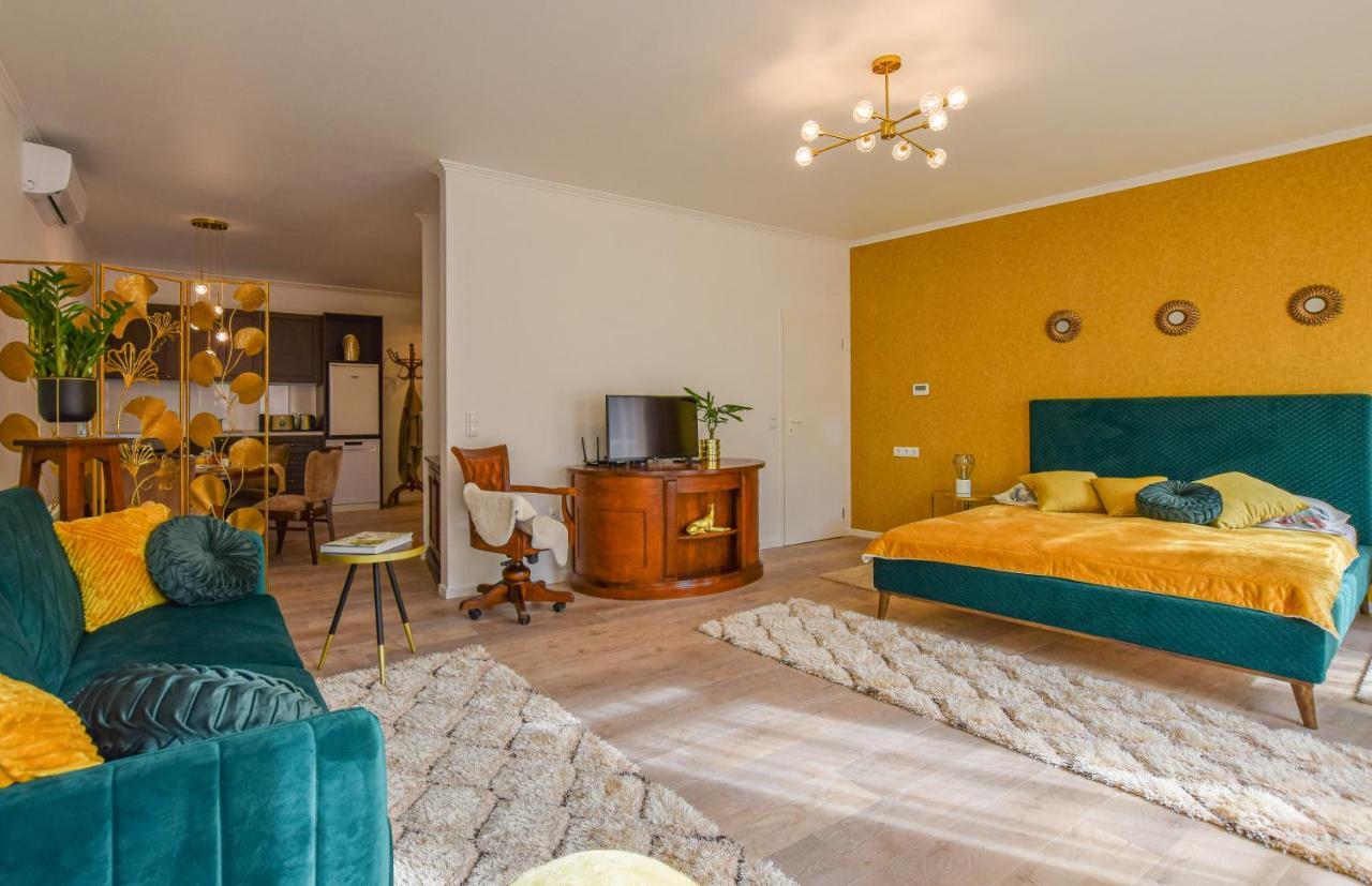 Koenigin Apartman Pécs Exterior foto